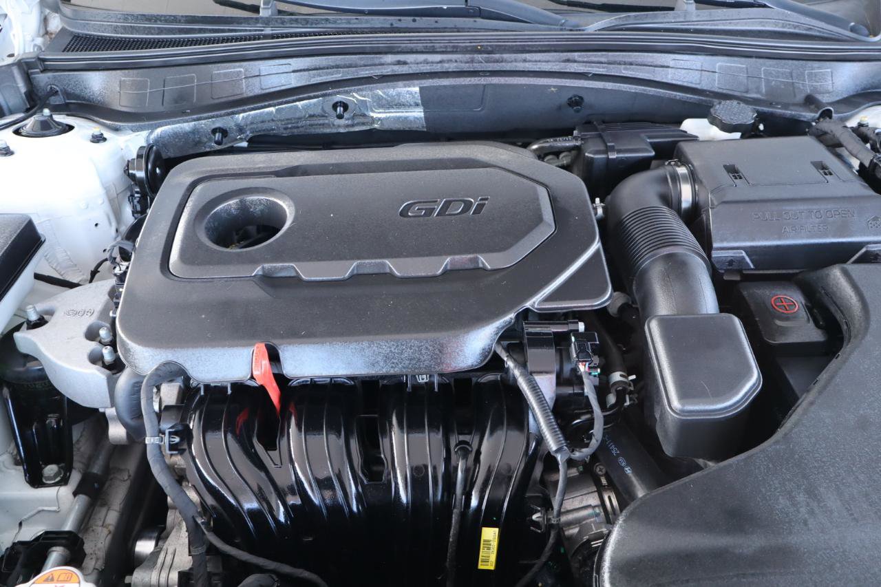 Used 2018 Kia Optima S w/ 18" Alloy Wheels Package image 40