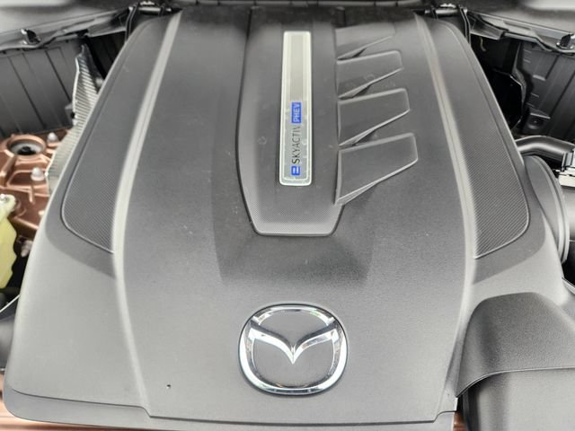 Certified 2025 MAZDA CX-70 Plug-In Hybrid w/ Premium Plus AWD/4WD image 22