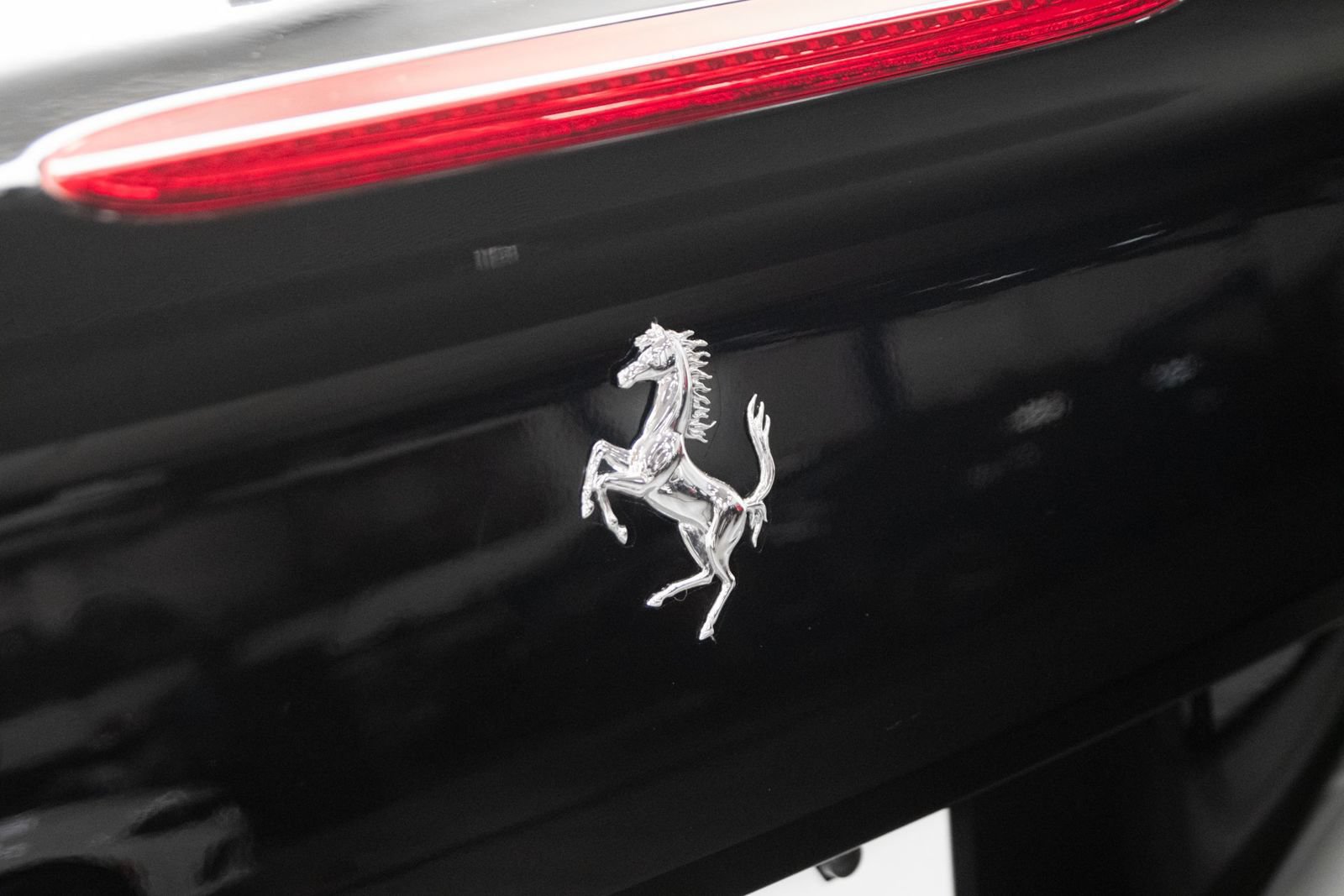 Used 2023 Ferrari Portofino M RWD image 46