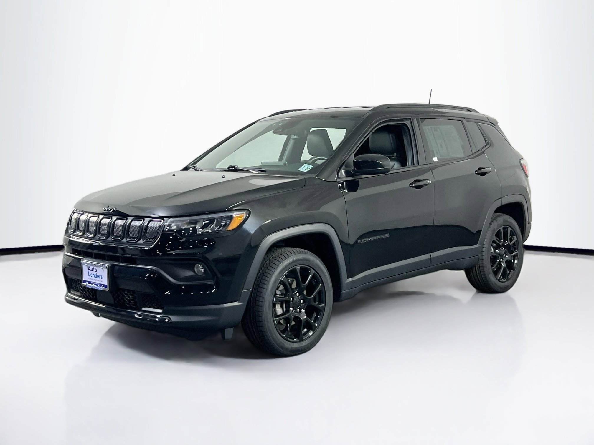 Used 2022 Jeep Compass Latitude w/ Convenience Group AWD/4WD image 1