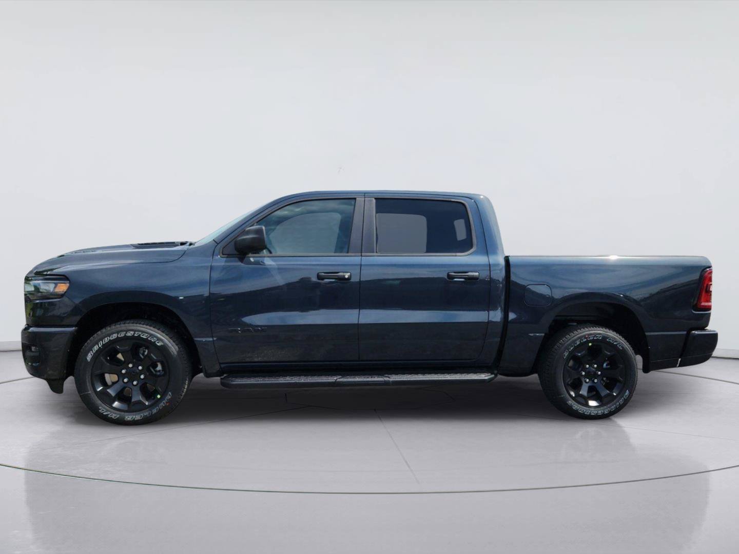 New 2026 RAM 1500 Express AWD/4WD image 2