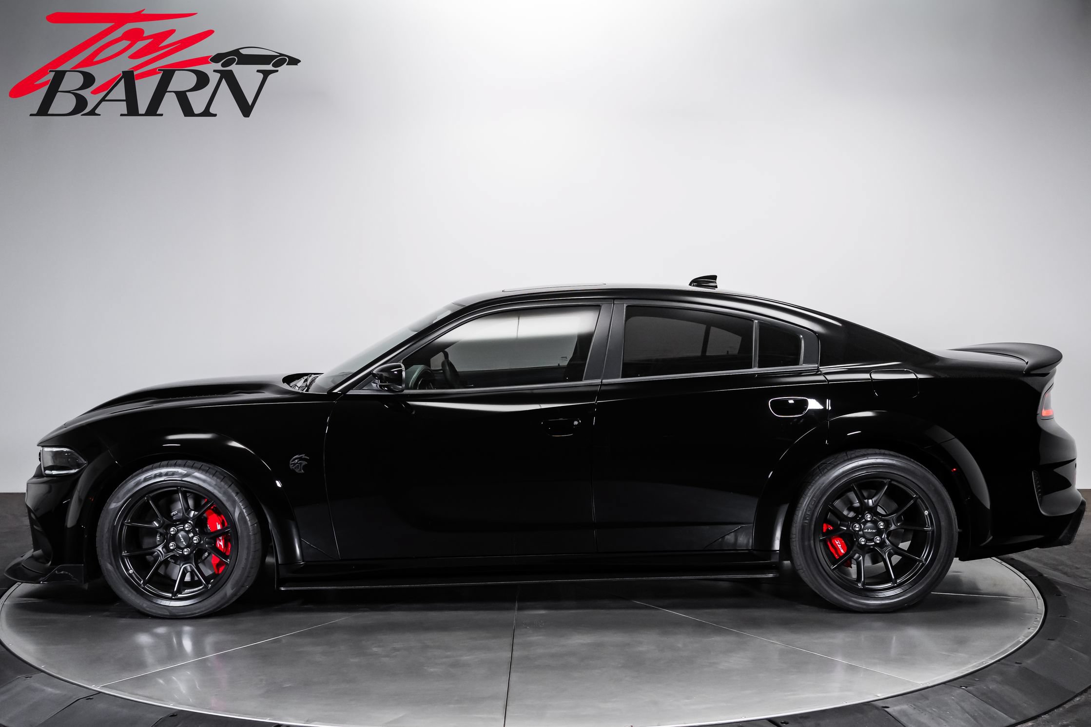 Used 2022 Dodge Charger SRT Hellcat RWD video 2
