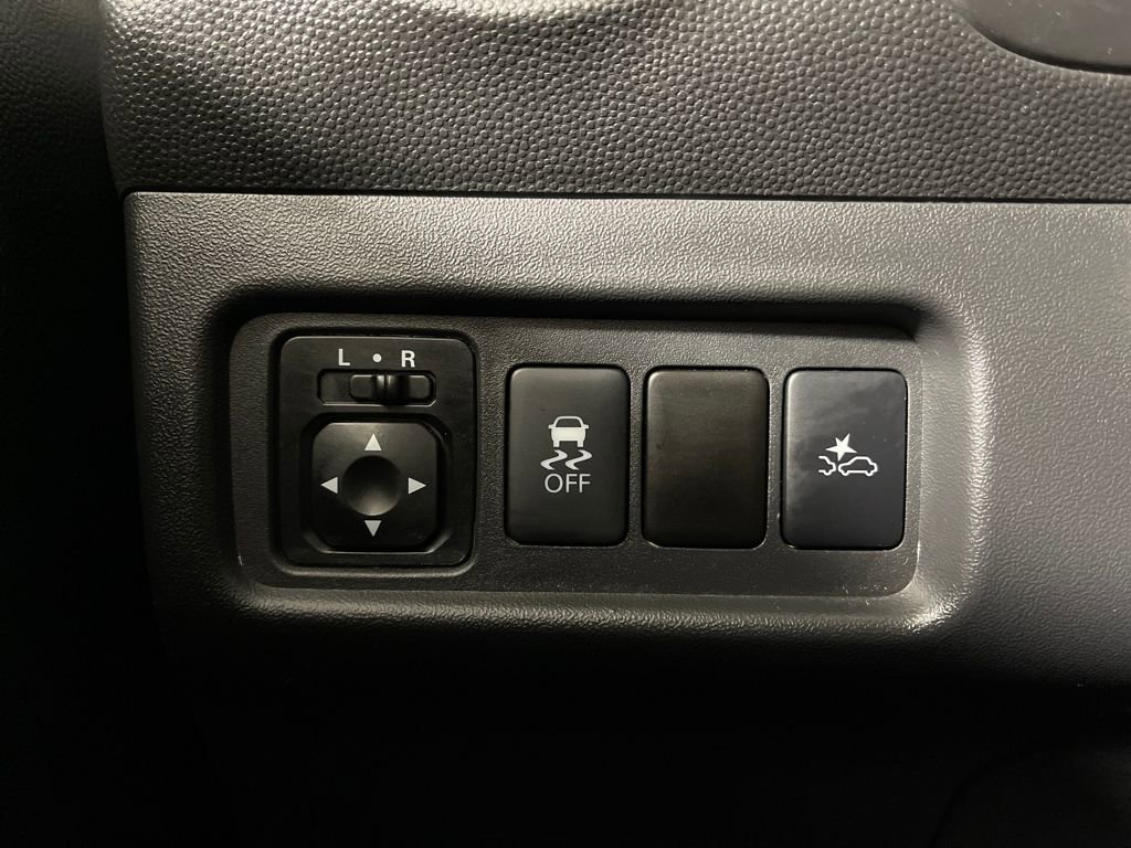 Used 2024 Mitsubishi Mirage ES image 31