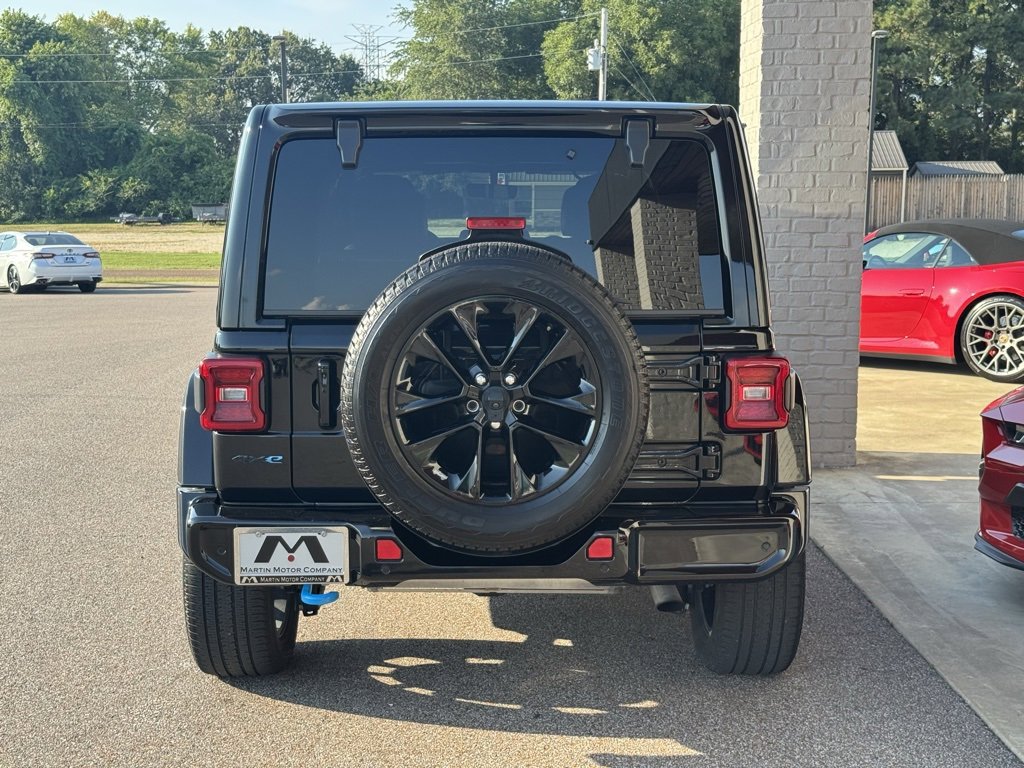 Used 2021 Jeep Wrangler Unlimited Sahara image 10