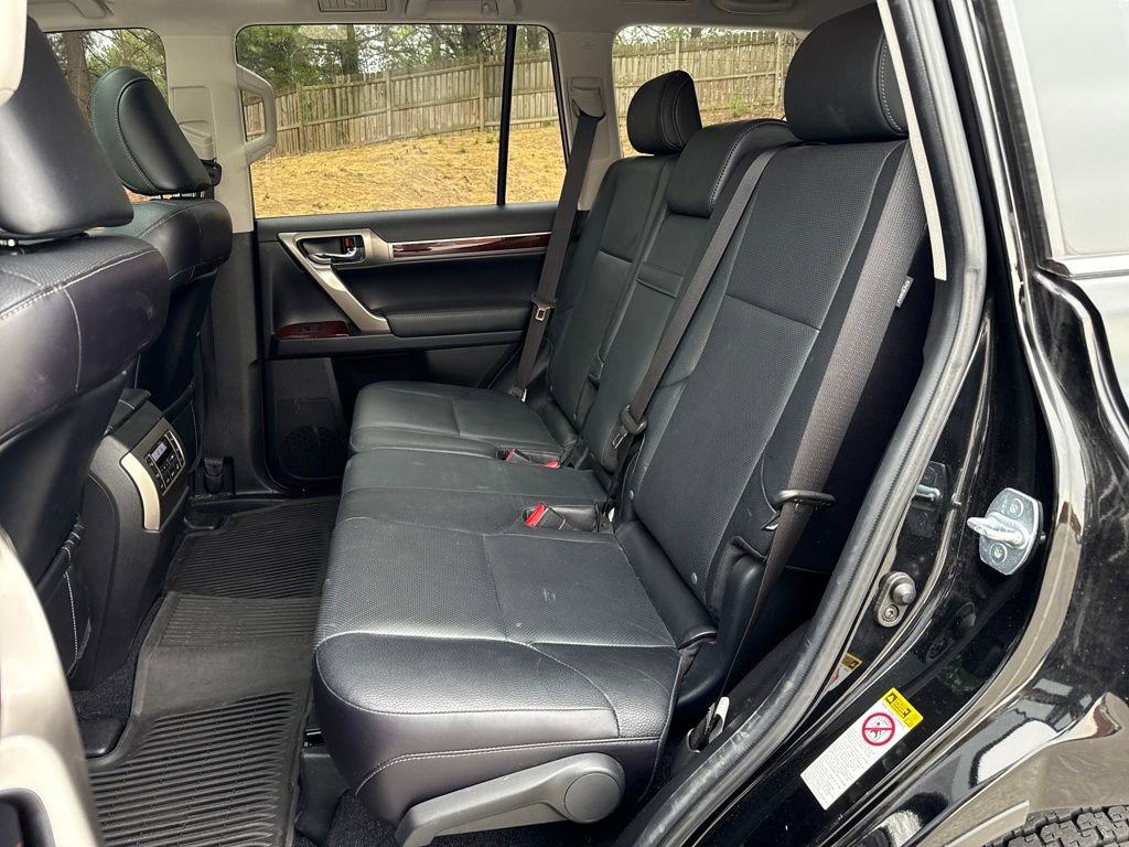 Used 2018 Lexus GX 460 Premium w/ Premium Package image 23