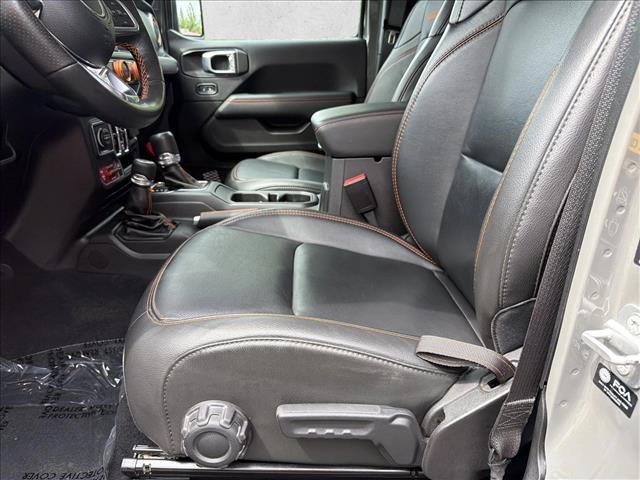 Used 2022 Jeep Gladiator Mojave w/ LED Lighting Group AWD/4WD image 12