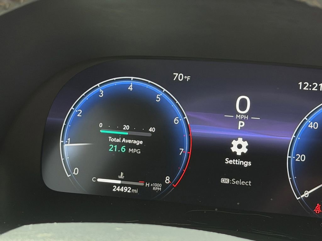 Used 2024 Toyota Highlander Platinum image 25