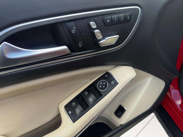 Used 2020 Mercedes-Benz GLA 250 image 19