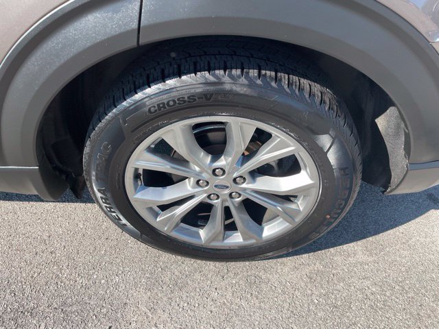 Used 2021 Ford Explorer XLT w/ Equipment Group 202A RWD image 14