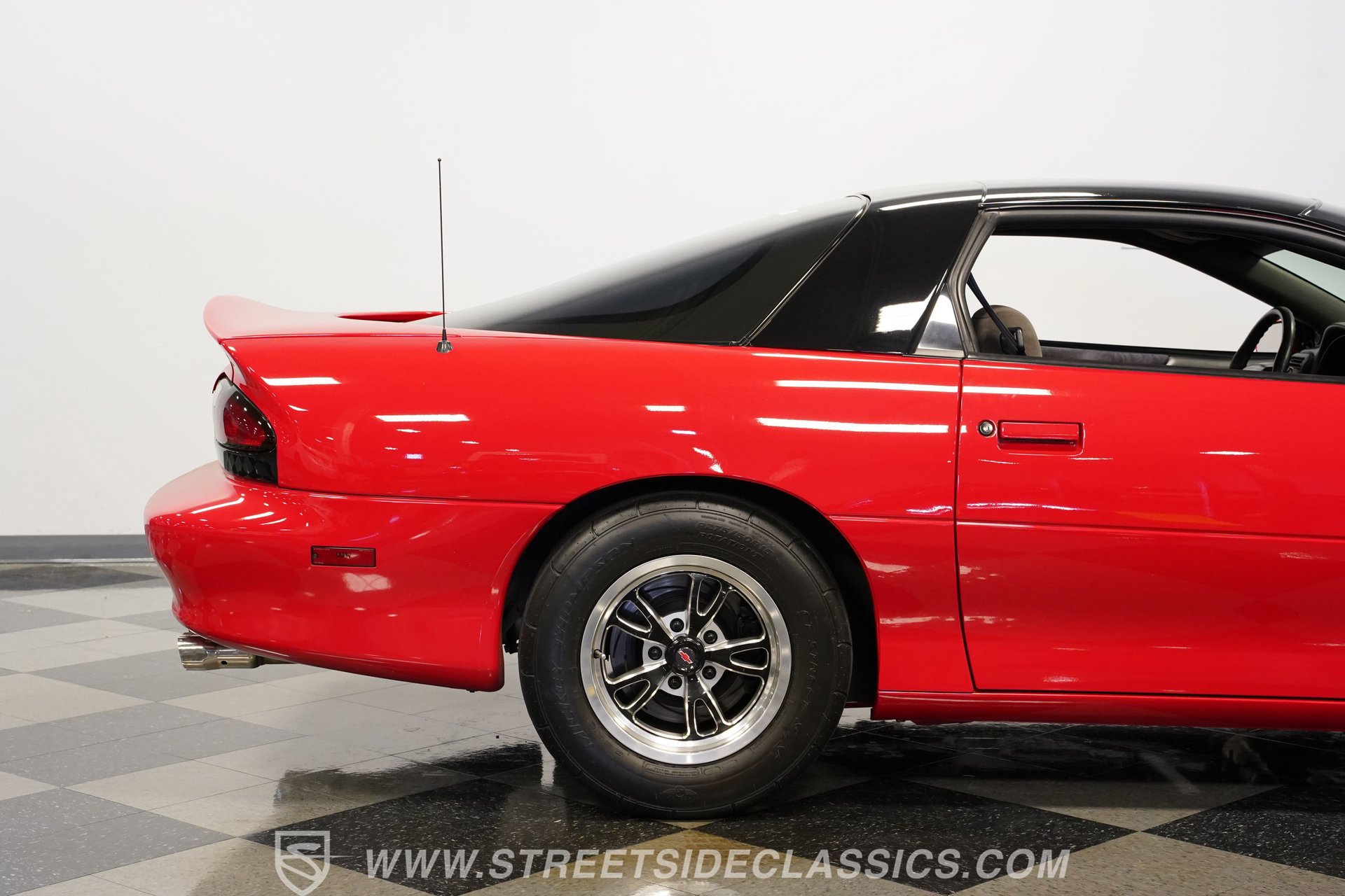 Used 2001 Chevrolet Camaro Z28 RWD image 30