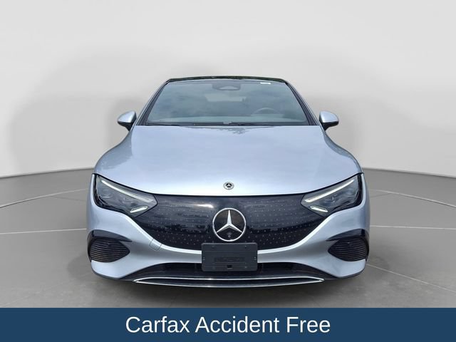 Used 2023 Mercedes-Benz EQE 500 4MATIC Sedan w/ Digital Light Package image 2