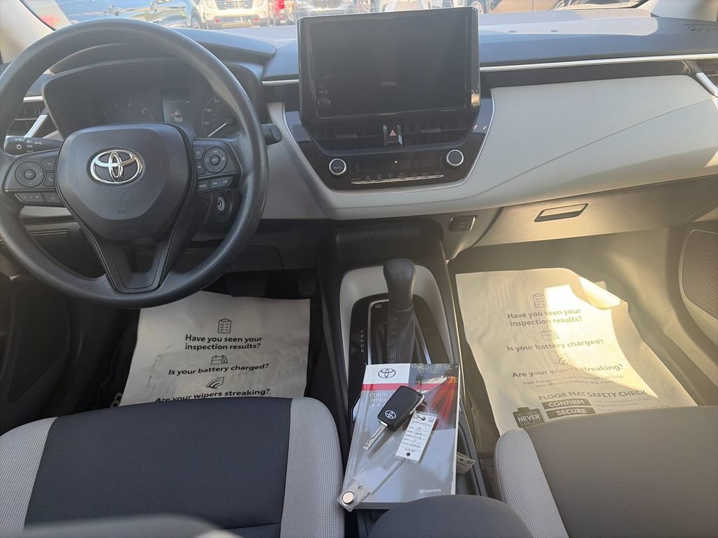 Used 2024 Toyota Corolla LE FWD image 16