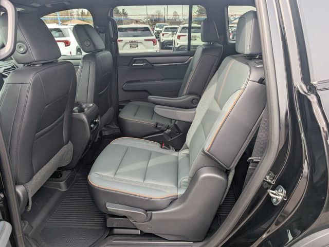 New 2026 GMC Acadia AT4 w/ Luxury Package image 9