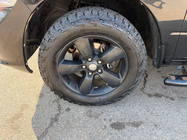 Used 2015 RAM 1500 ST AWD/4WD image 11