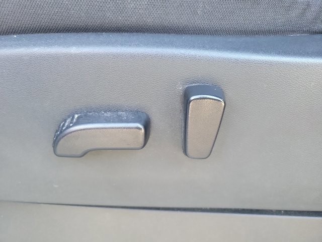 Used 2022 Nissan Frontier Pro-X w/ Technology Package image 22