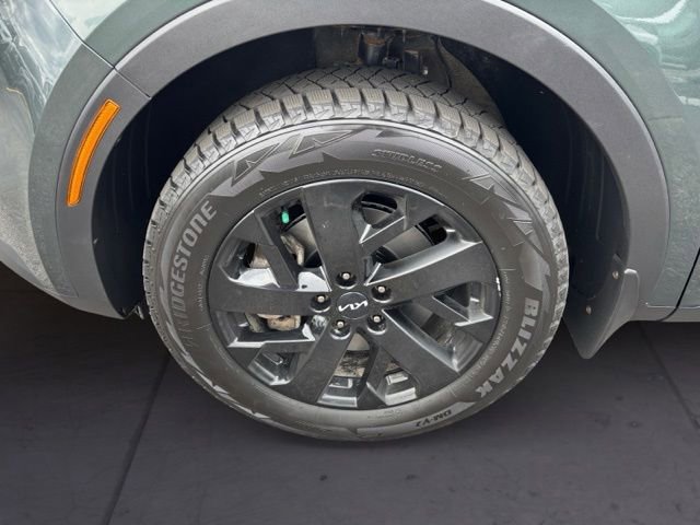 Certified 2023 Kia Sorento S w/ Panoramic Sunroof Package AWD/4WD image 9