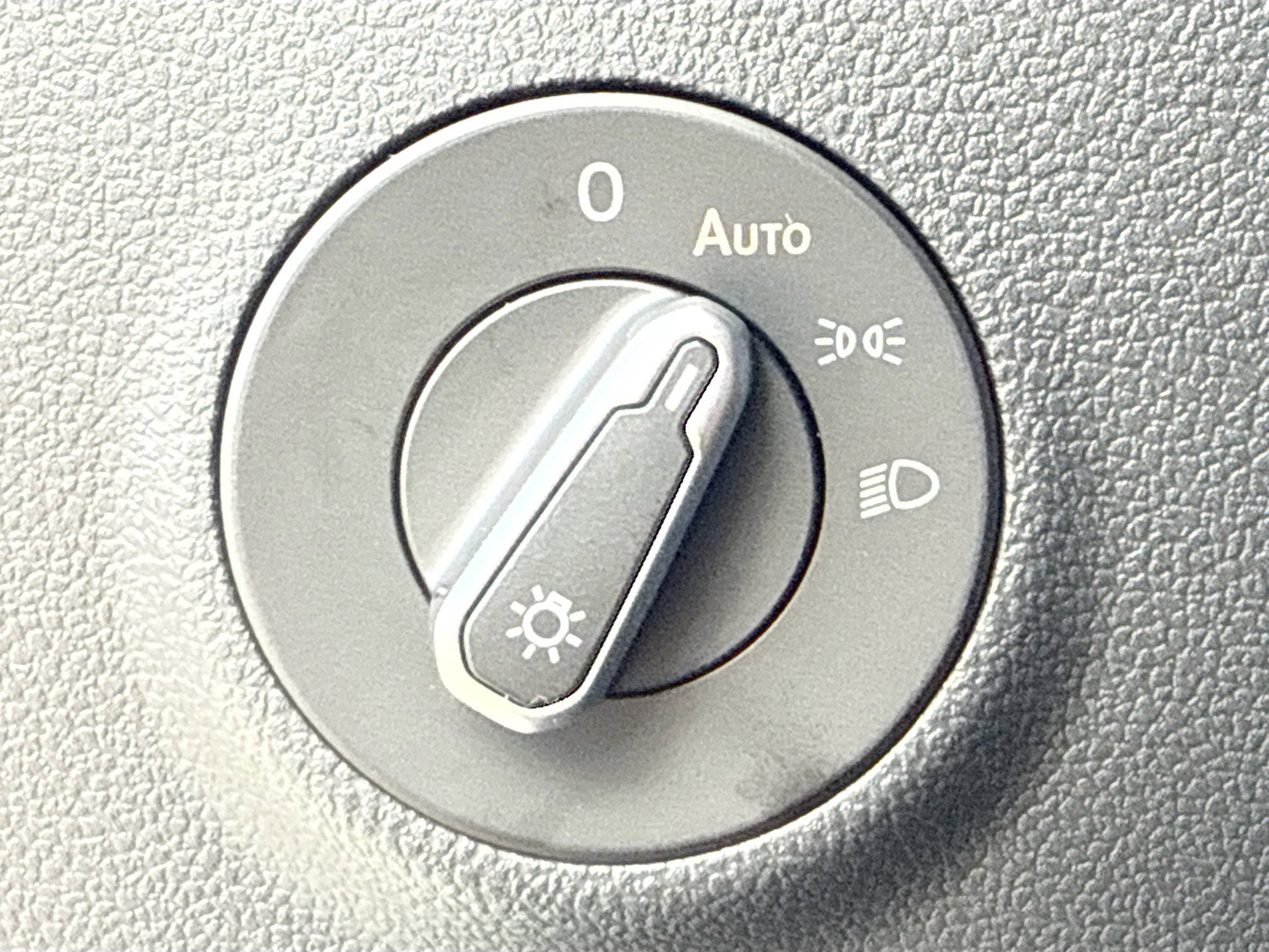 New 2026 Volkswagen Taos SEL AWD/4WD image 35