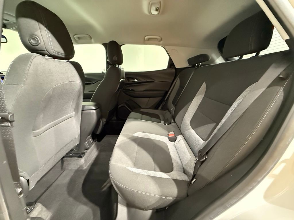 Used 2022 Chevrolet TrailBlazer LT w/ Convenience Package image 18