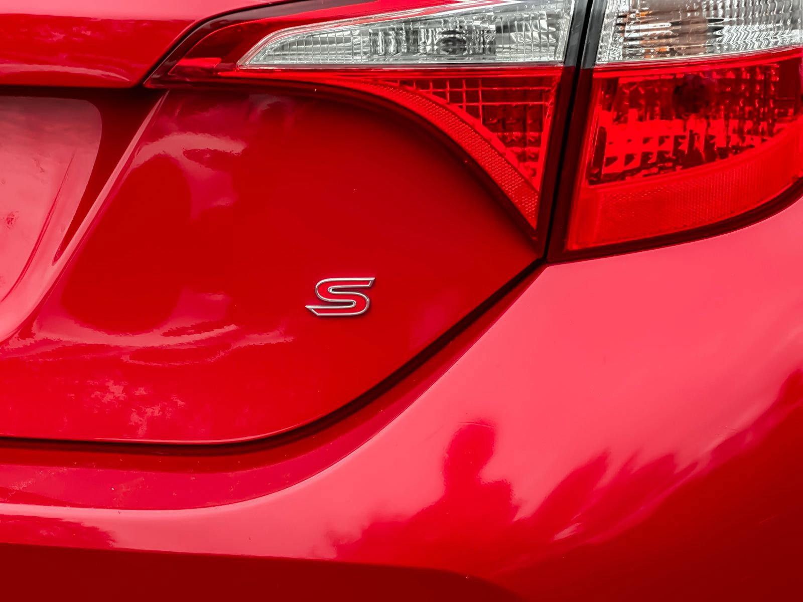 Used 2016 Toyota Corolla S FWD image 24