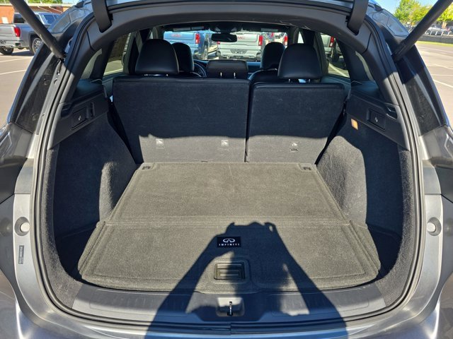 Used 2021 INFINITI QX50 Luxe w/ Appearance Package image 12