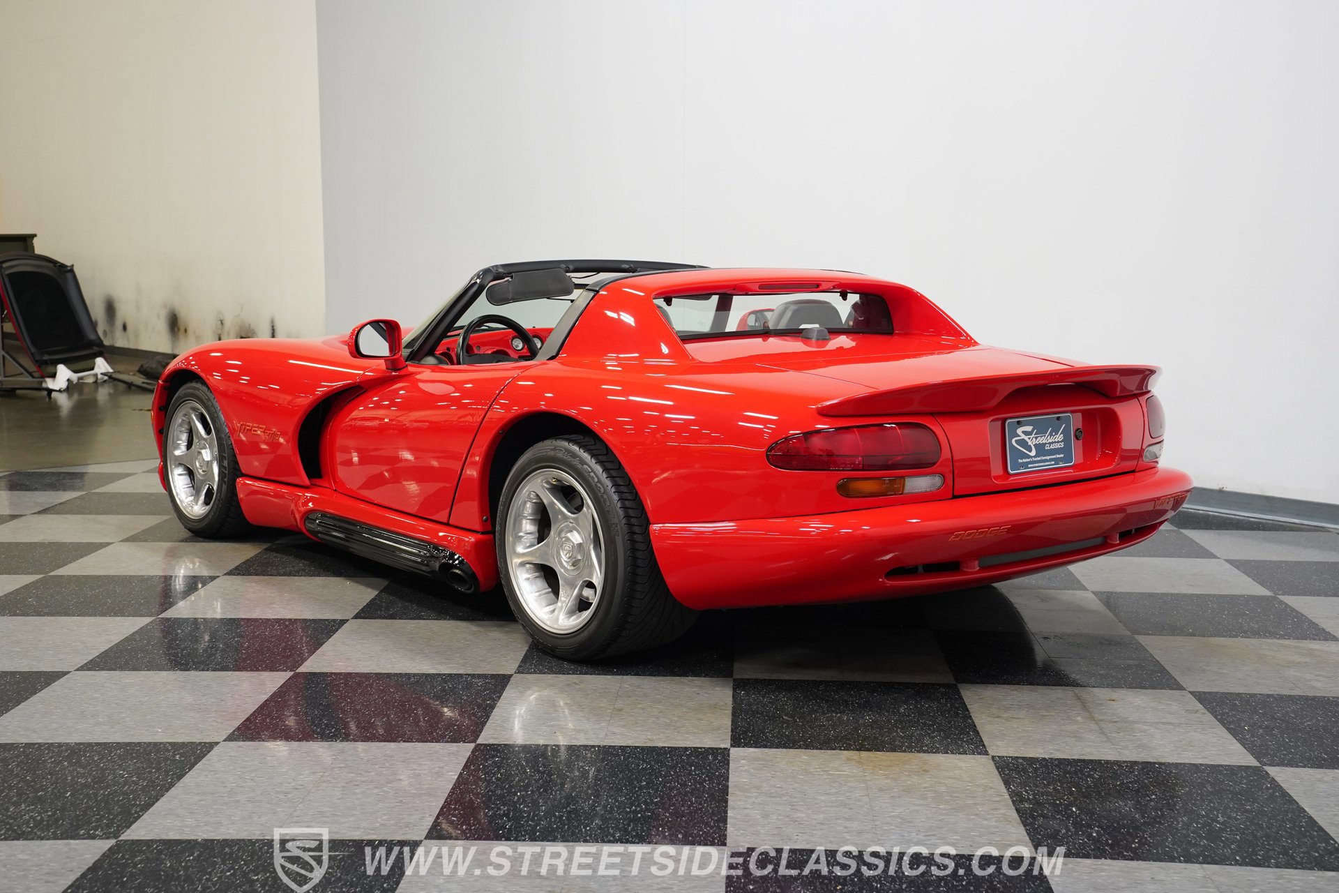 Used 1994 Dodge Viper RT/10 RWD image 9