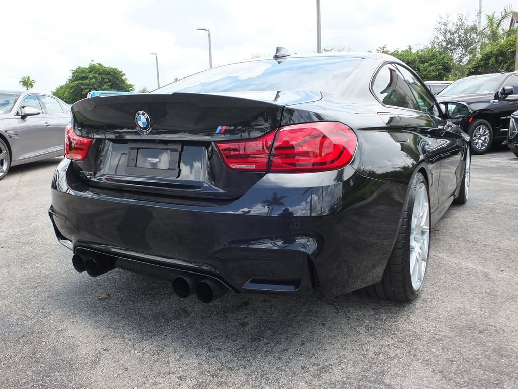 Used 2018 BMW M4 Coupe w/ Competition Package RWD image 9