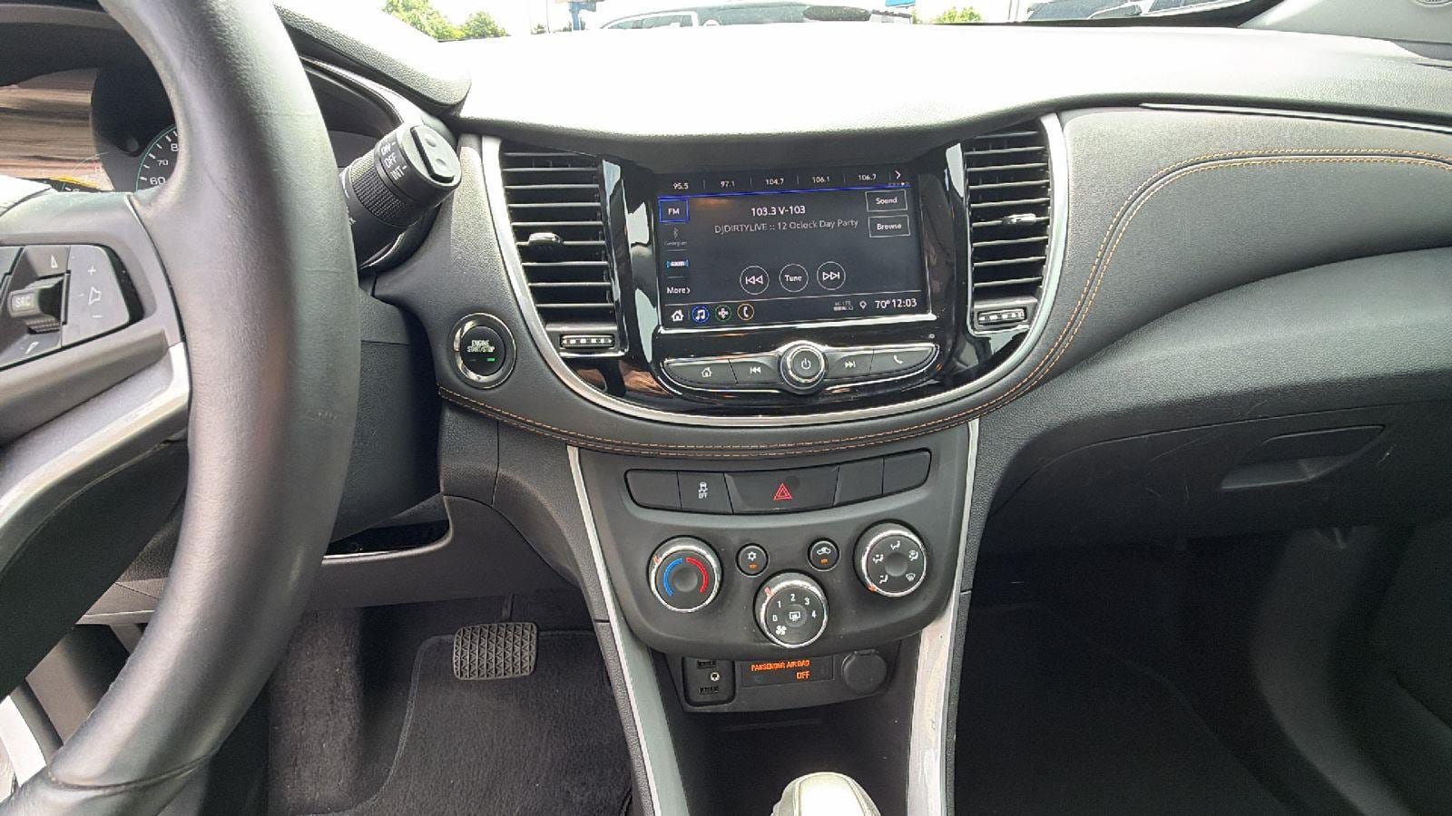 Used 2022 Chevrolet Trax LT w/ Redline Edition AWD/4WD image 29