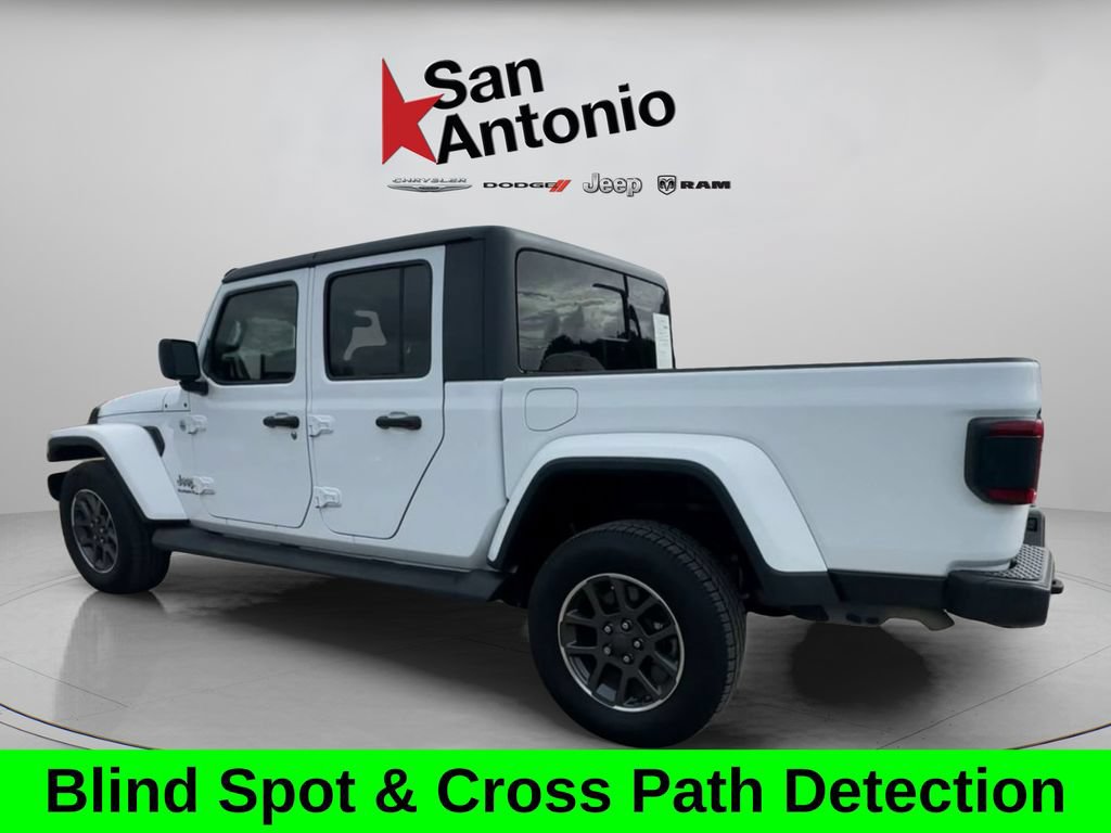 Certified 2021 Jeep Gladiator Overland AWD/4WD image 10