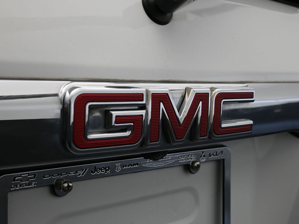 Used 2019 GMC Acadia SLE w/ Driver Alert Package I image 40