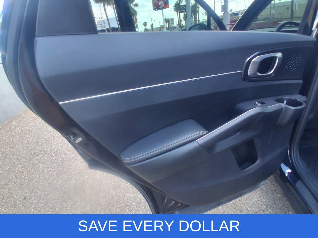 Used 2026 Kia Sorento S FWD image 13