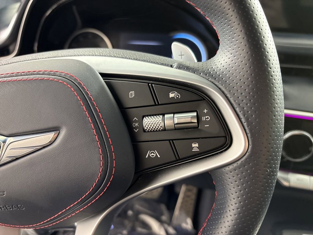 Used 2025 Genesis GV70 3.5T Sport w/ Sport Advanced Package AWD/4WD image 30