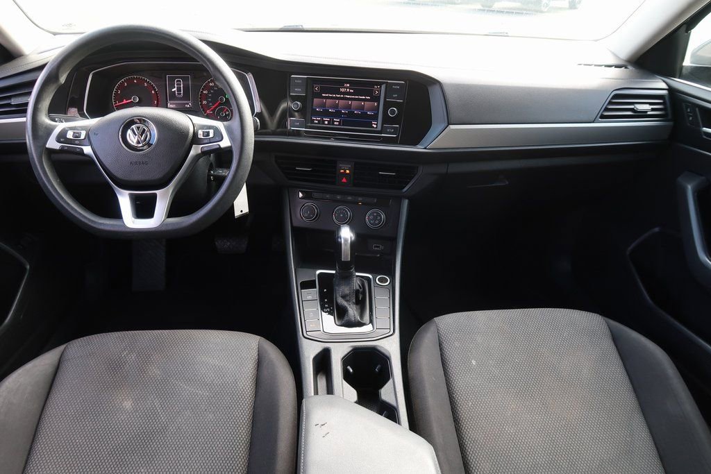 Used 2019 Volkswagen Jetta S image 9