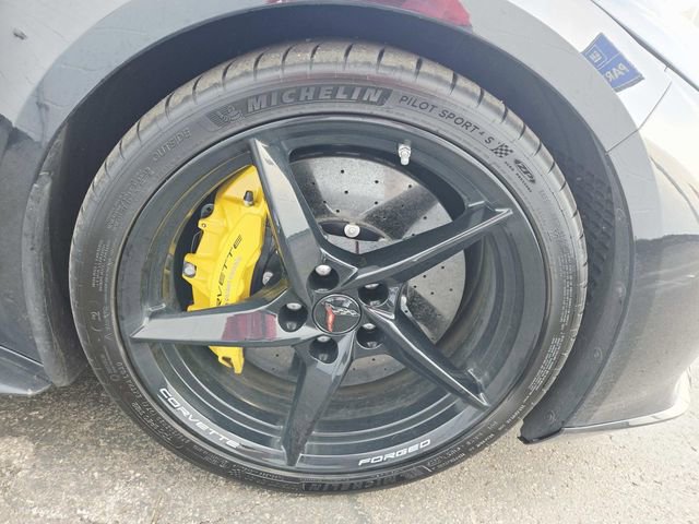 Used 2025 Chevrolet Corvette E-Ray w/ ZER Performance Package image 13