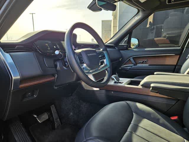 Used 2025 Land Rover Range Rover SE AWD/4WD video 2