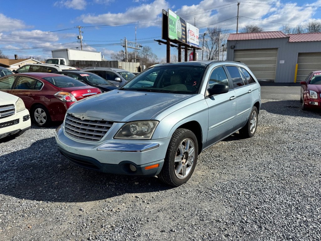 Used 2005 Chrysler Pacifica Touring image 1