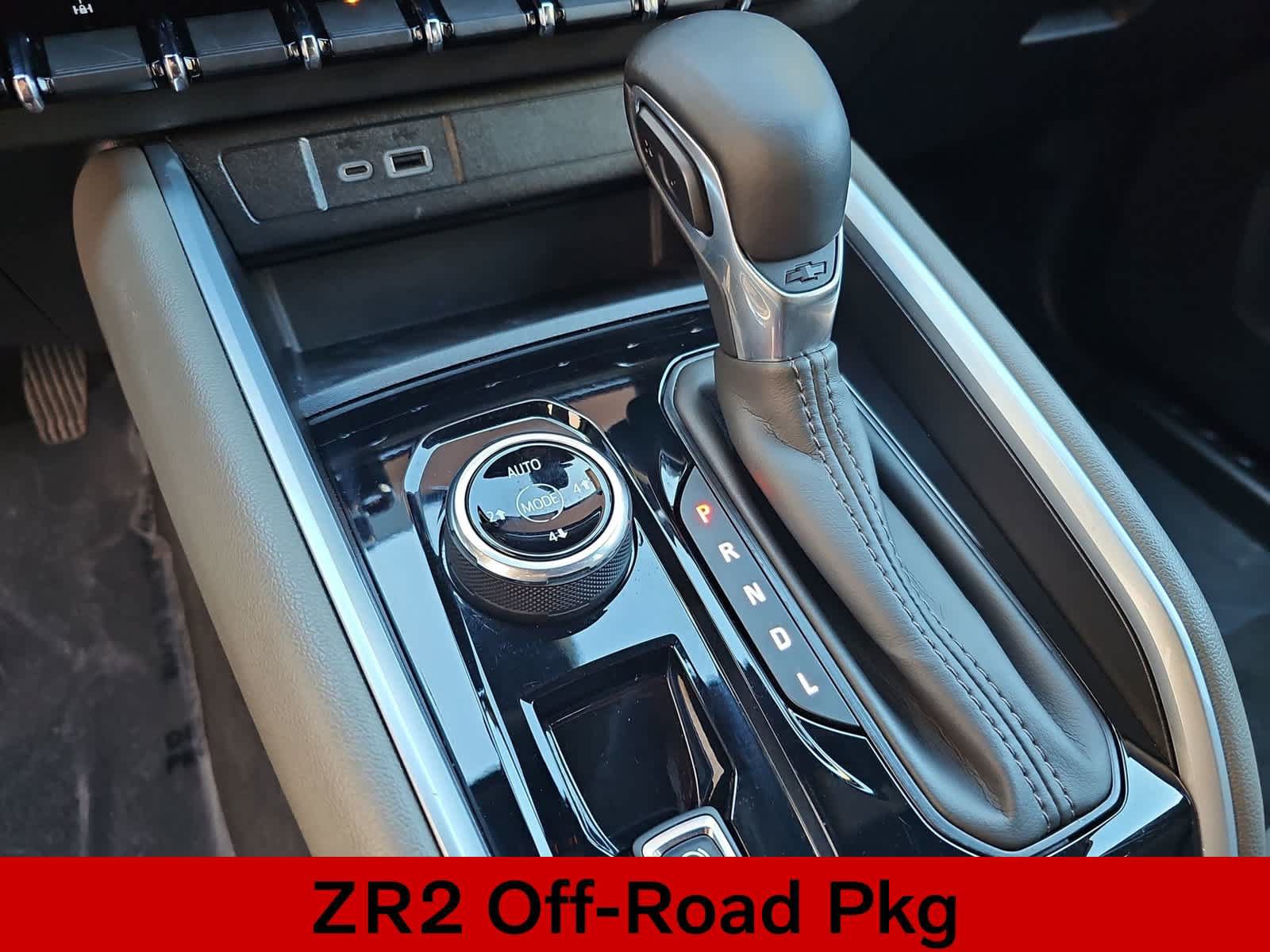 Used 2023 Chevrolet Colorado ZR2 w/ ZR2 Convenience Package III AWD/4WD image 21