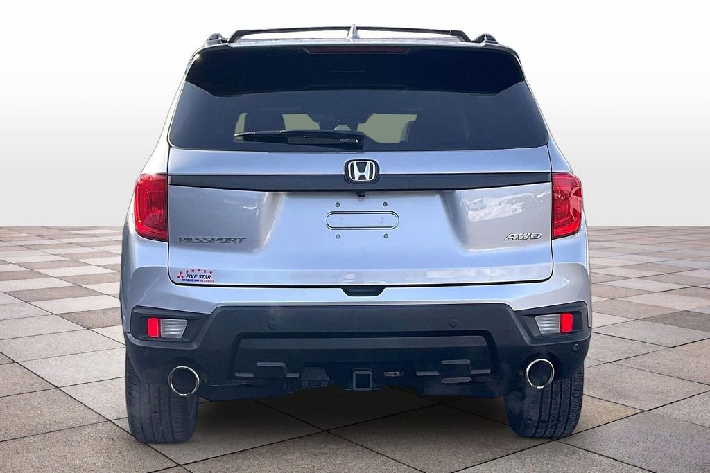 Used 2023 Honda Passport EX-L image 4