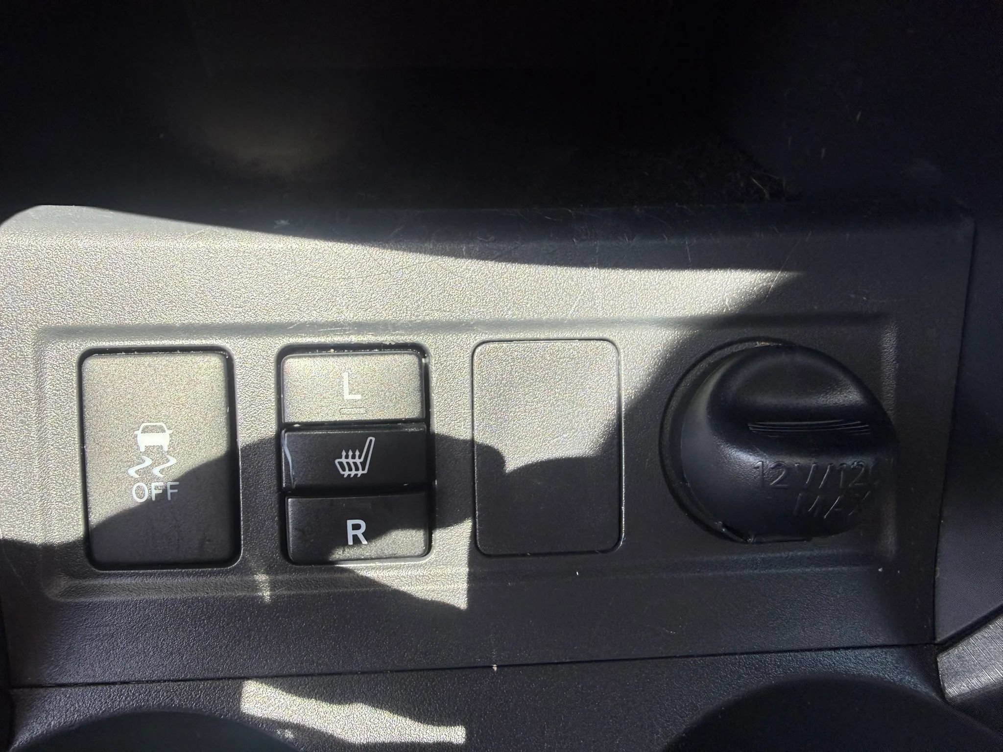 Used 2012 Toyota RAV4 Limited w/ Premium Plus Value Pkg AWD/4WD image 33