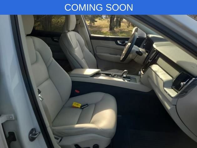 Certified 2023 Volvo XC60 B5 Plus w/ Climate Package image 8