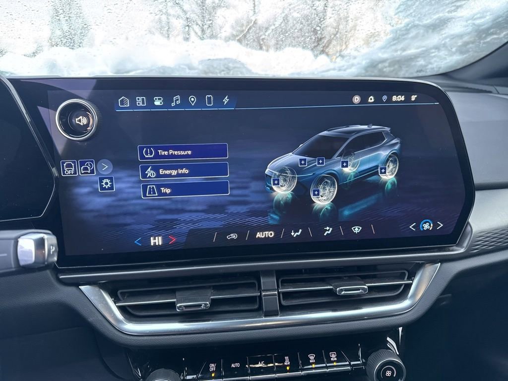 Used 2025 Chevrolet Equinox EV LT image 8