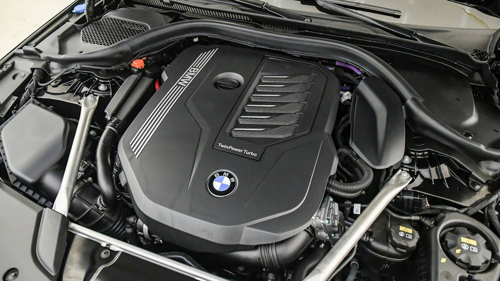 Certified 2023 BMW 540i w/ Premium Package RWD image 28