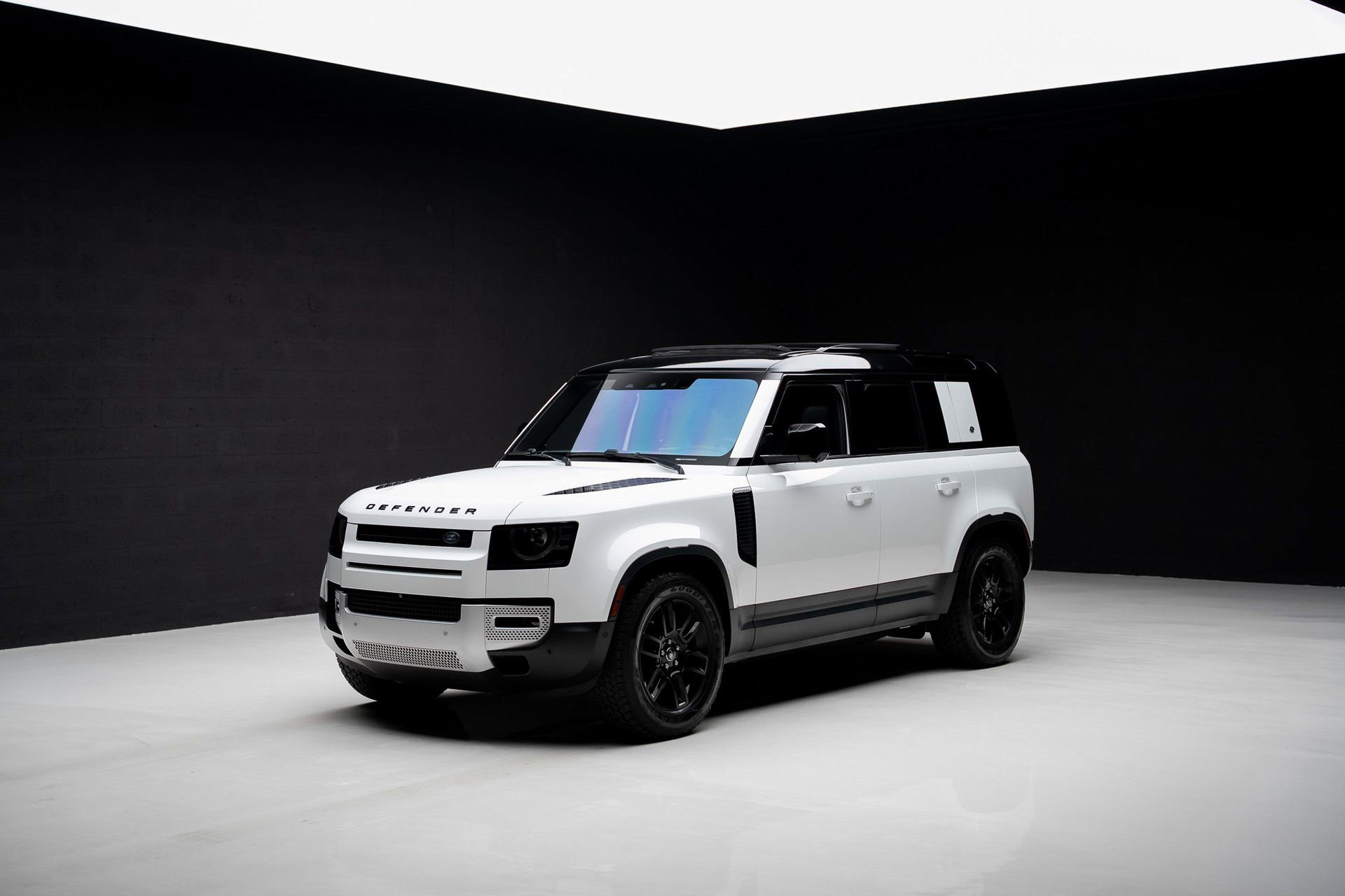 Used 2021 Land Rover Defender 110 S image 4