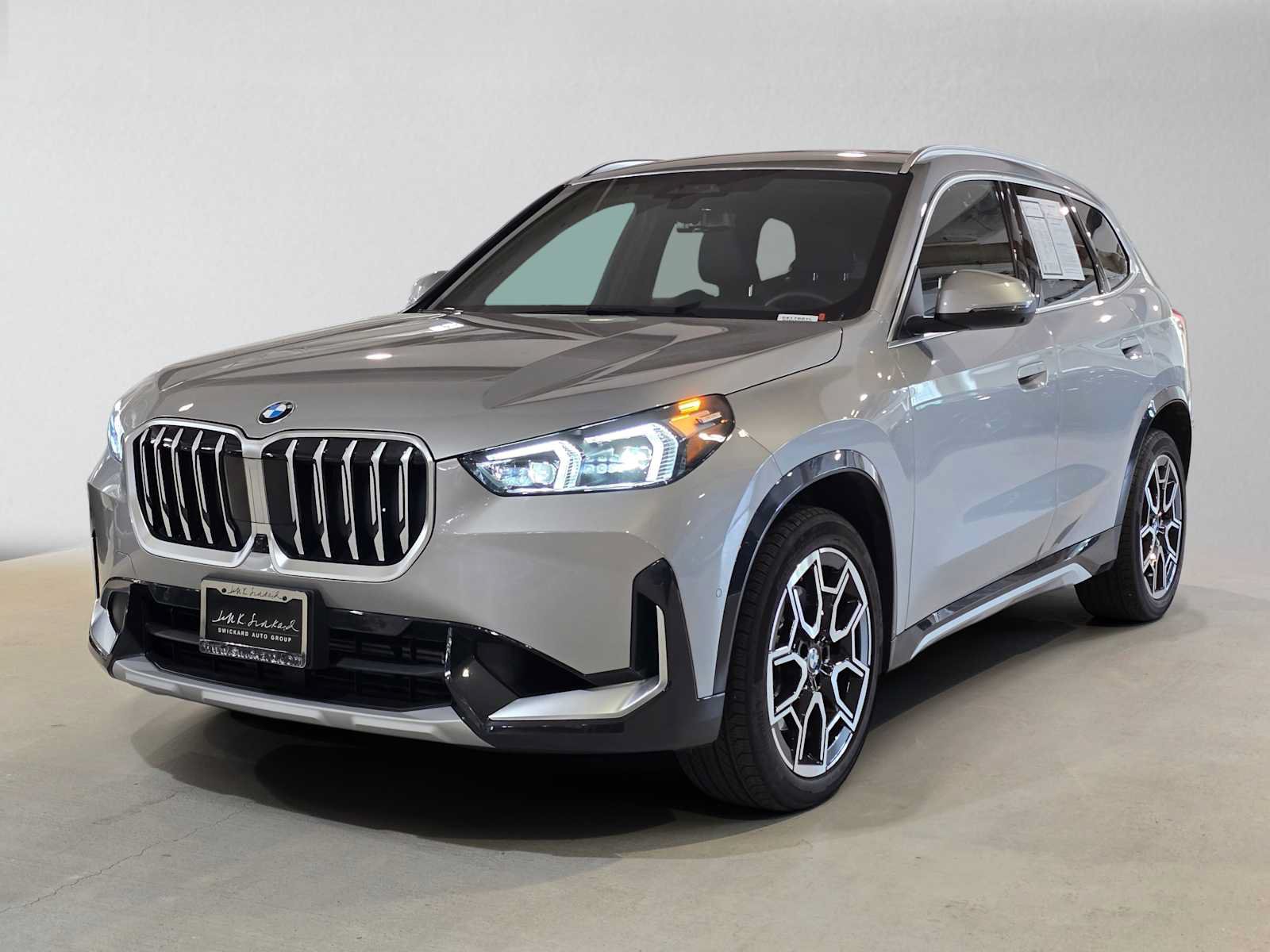 Used 2026 BMW X1 xDrive28i w/ Technology Package AWD/4WD image 7