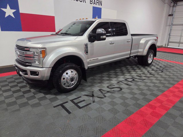 Used 2017 Ford F450 Platinum image 2