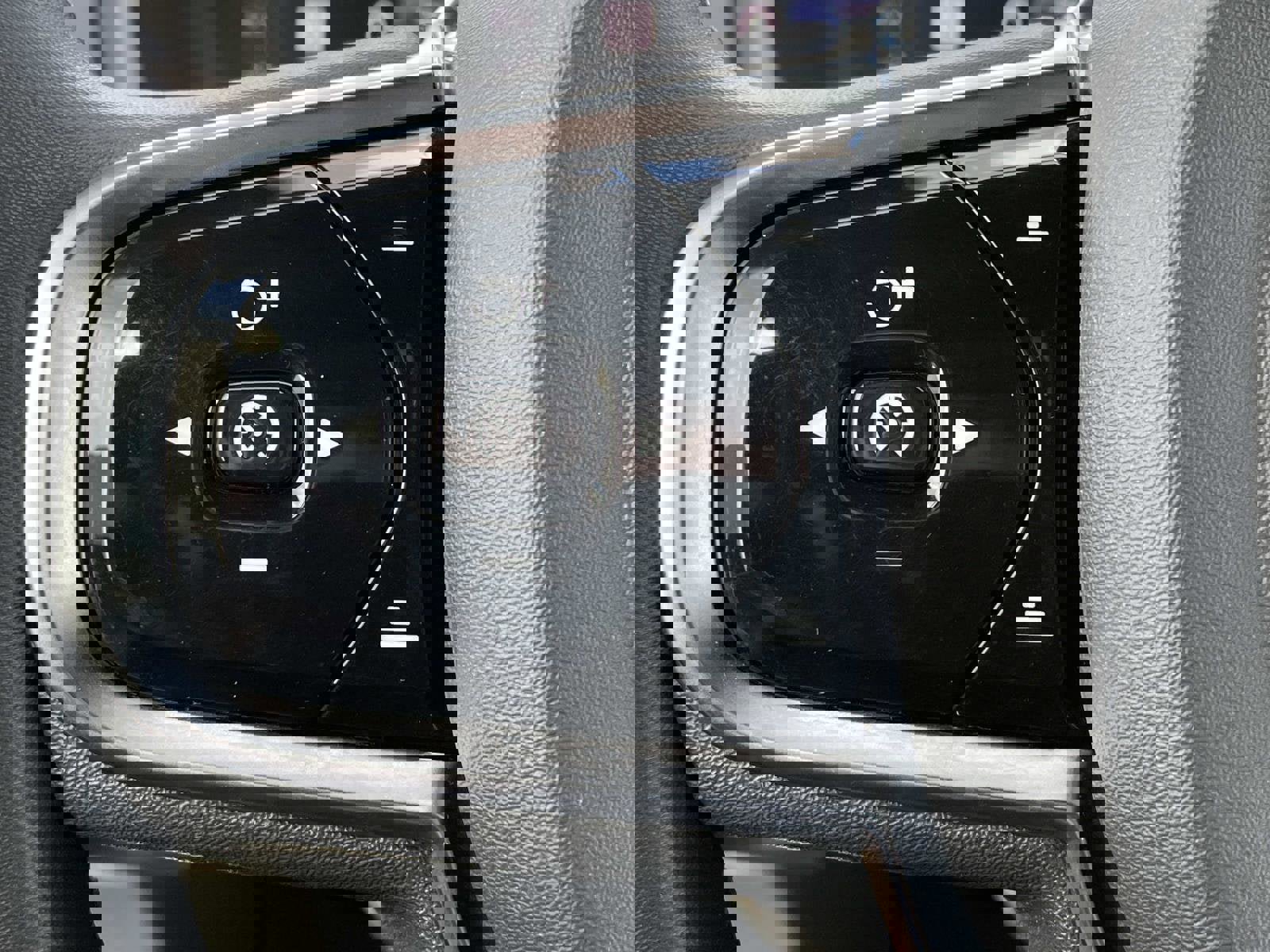 Certified 2024 Volvo XC90 B6 Ultimate image 22