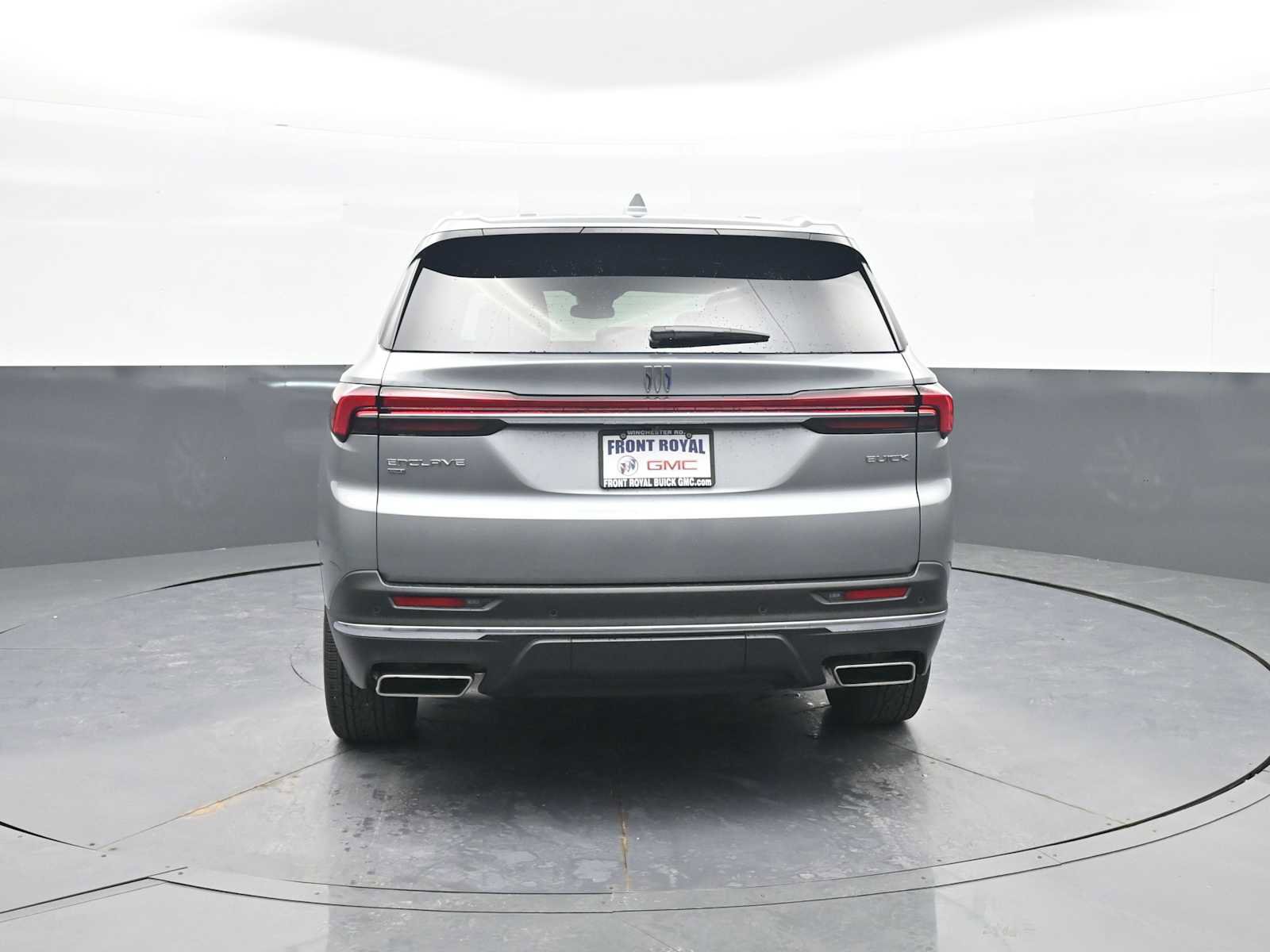 Used 2025 Buick Enclave Preferred w/ Power Package image 6