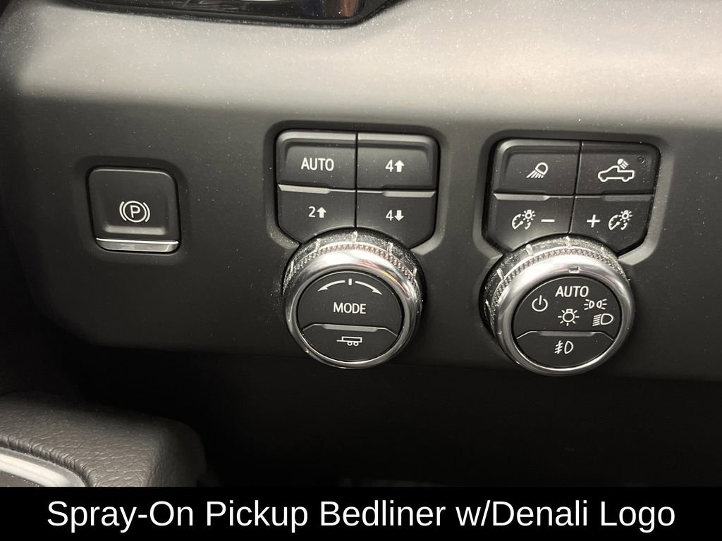 Used 2024 GMC Sierra 3500 Denali w/ Denali Reserve Package image 25