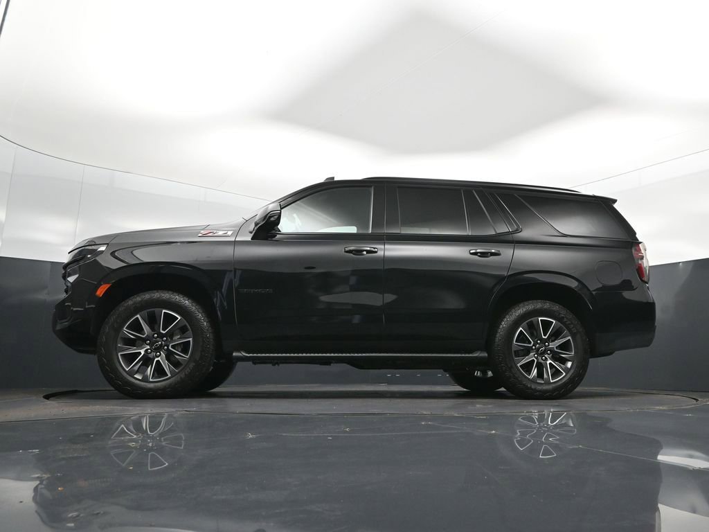Used 2024 Chevrolet Tahoe Z71 w/ Luxury Package AWD/4WD image 40