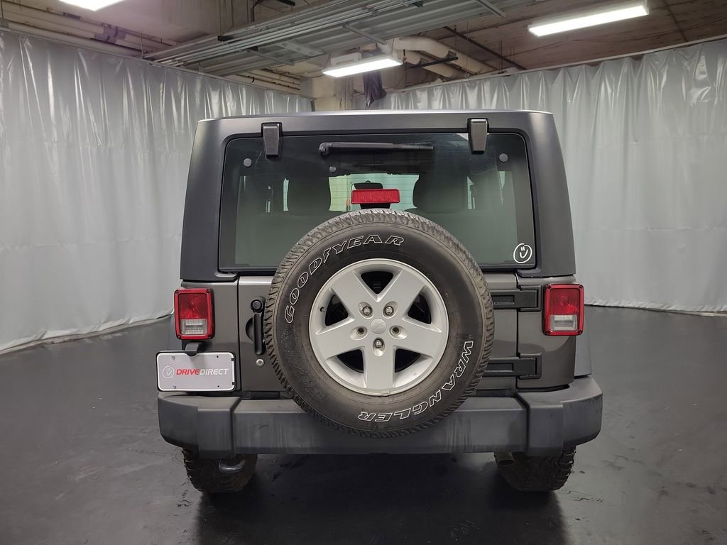 Used 2018 Jeep Wrangler Sport image 8