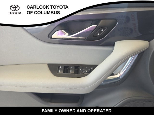 Used 2021 Chevrolet Blazer LT FWD image 12